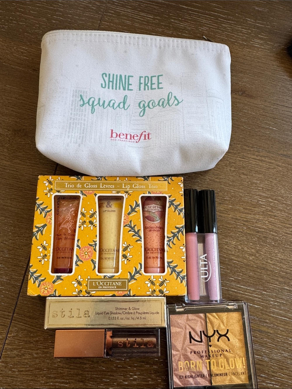 Bundle Cosmetic Bag & New Makeup